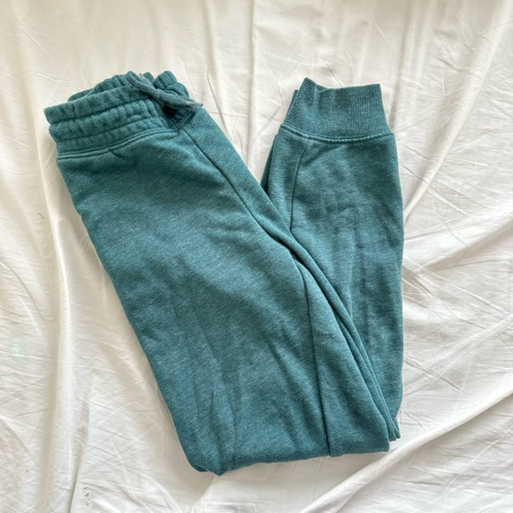 Girls Matching Set - Picture 4 of 6